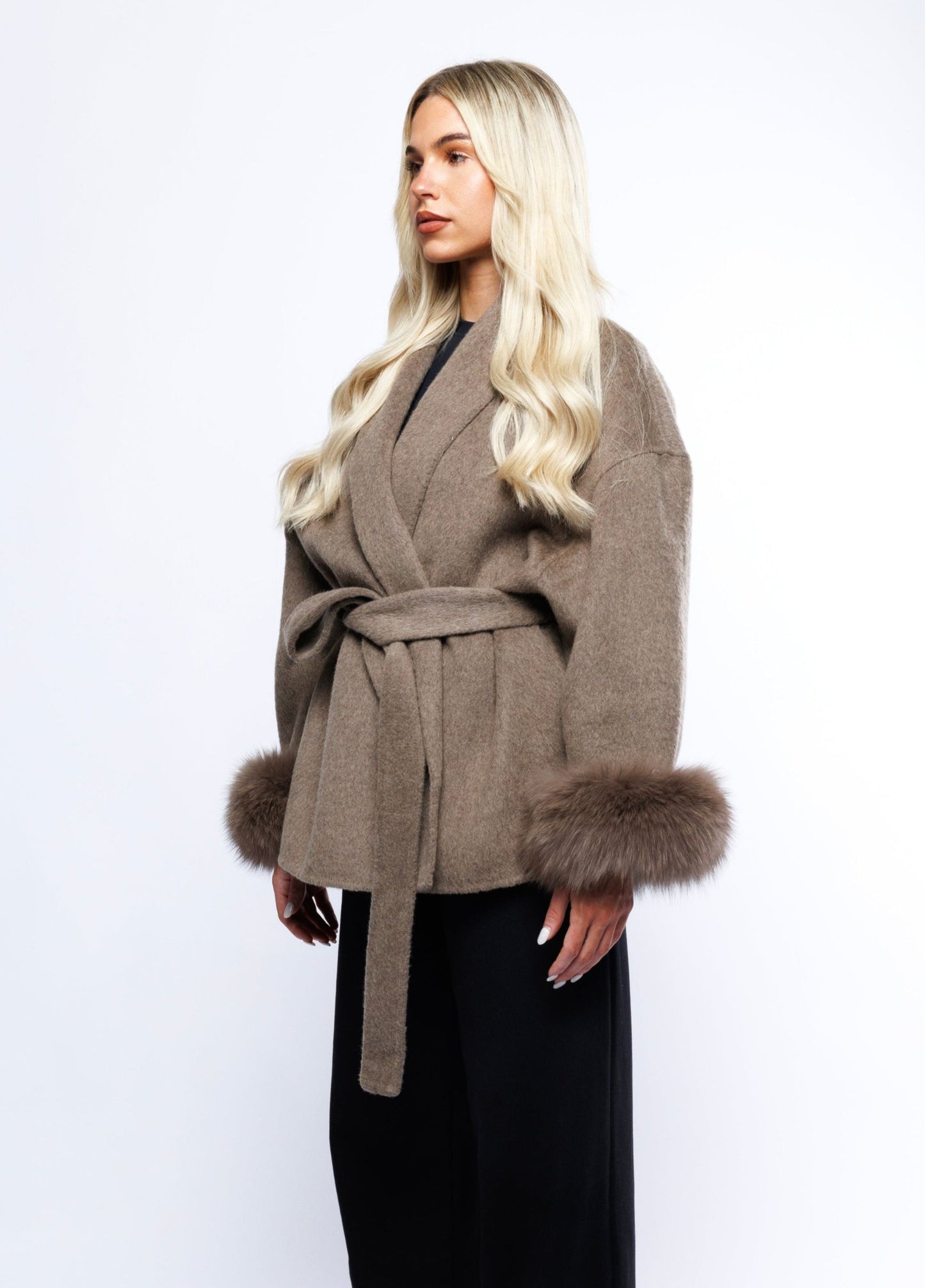 MIA - BELTEDCOAT