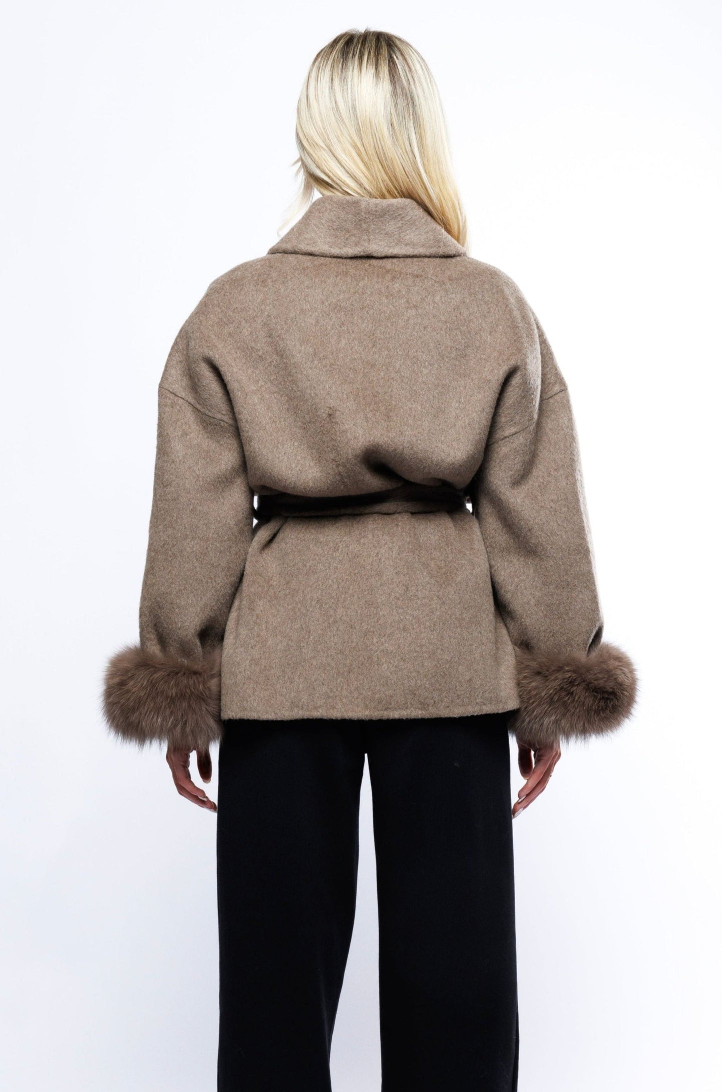 MIA - BELTEDCOAT